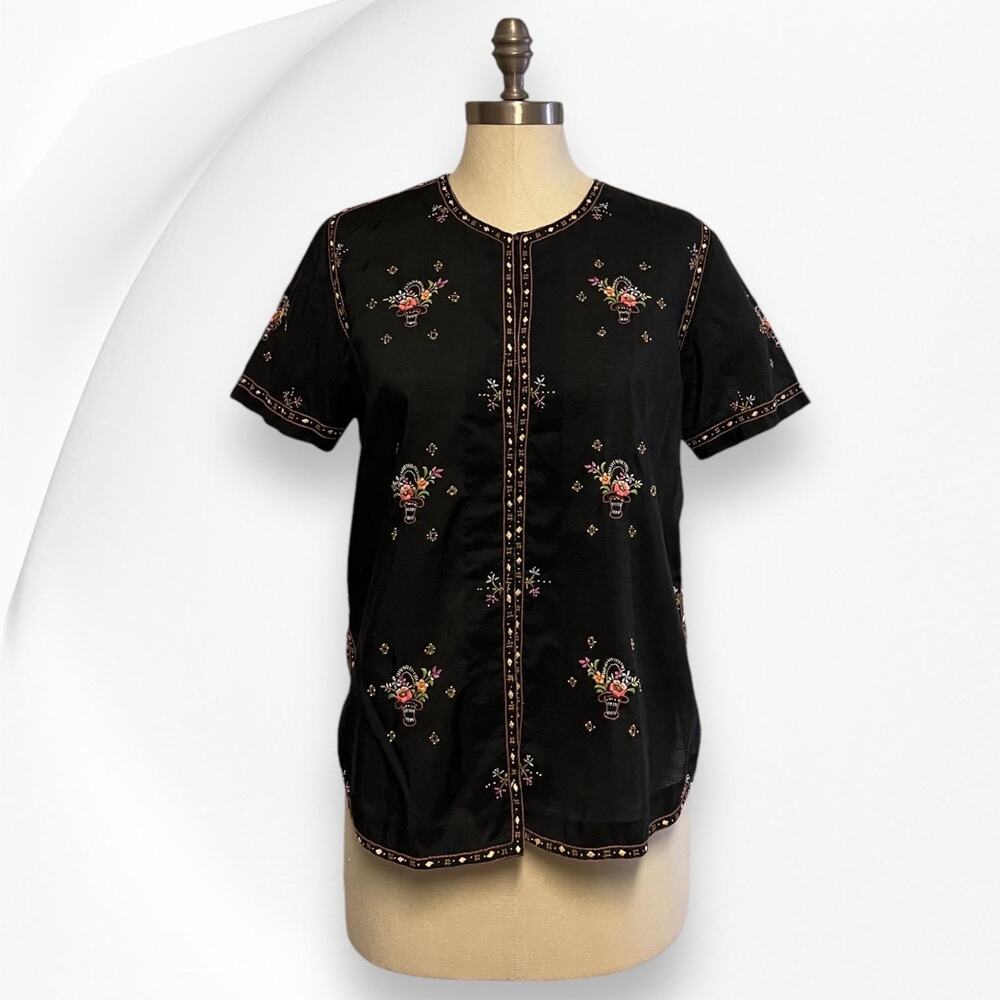 Basket of Flowers Vintage Hand Embroidered Blouse Black Multicolored Medium